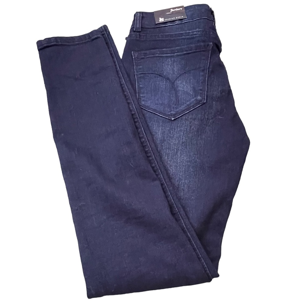 JS jeans size 5
Premium Denim - Picture 8 of 12